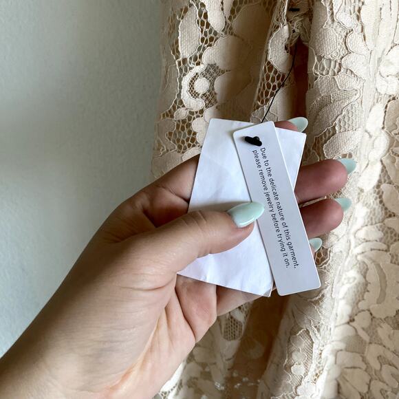 Rachel Parcell XL cream Ruffle Neck Lace long sleeve top - Picture 7 of 9